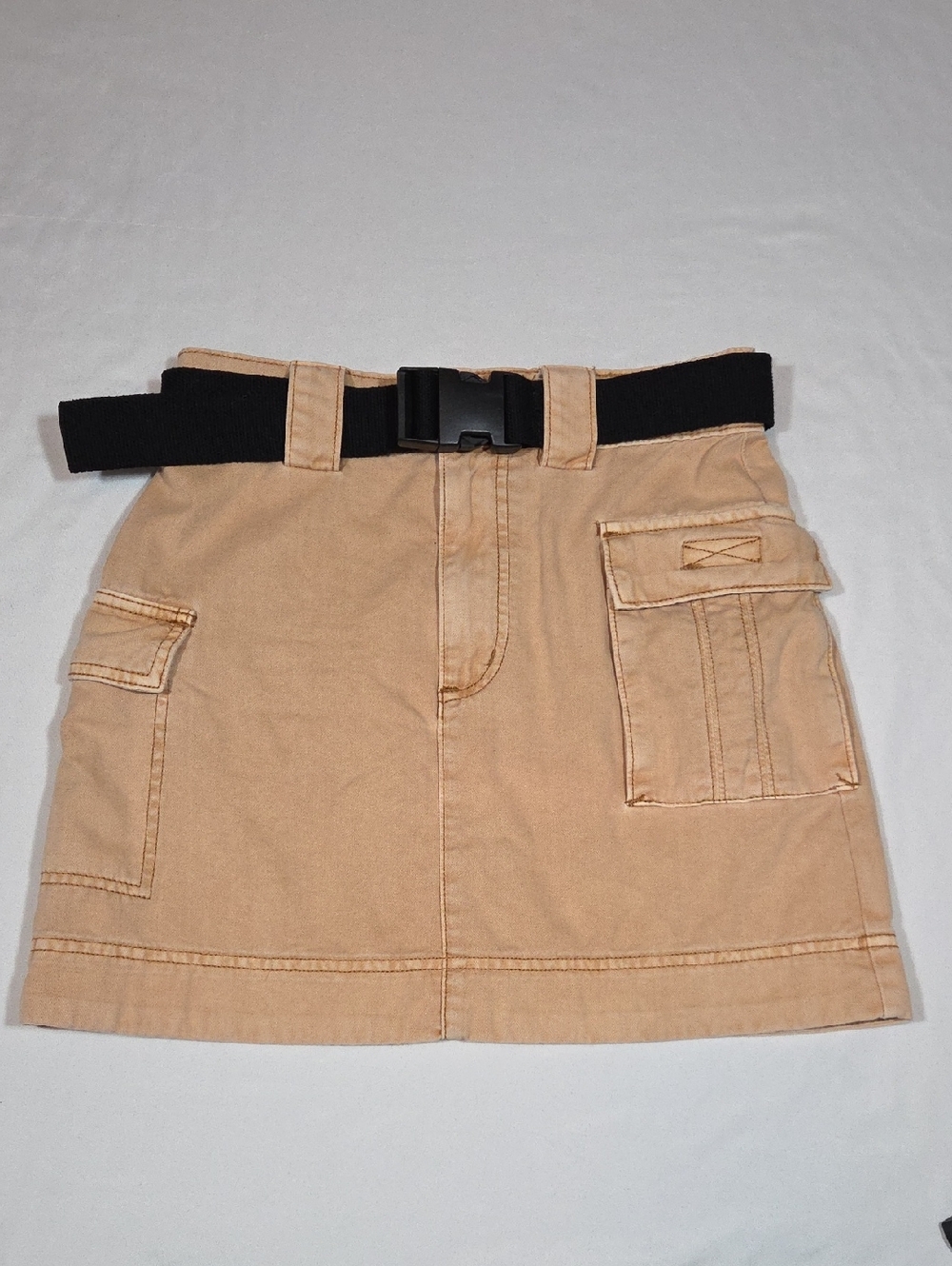 Urban Outfitters Cargo Mini Skirt With A Utility Belt Size Small